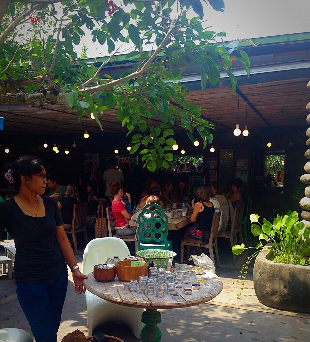 Pasar Desa Adat Legian - утренний рынок Легиана