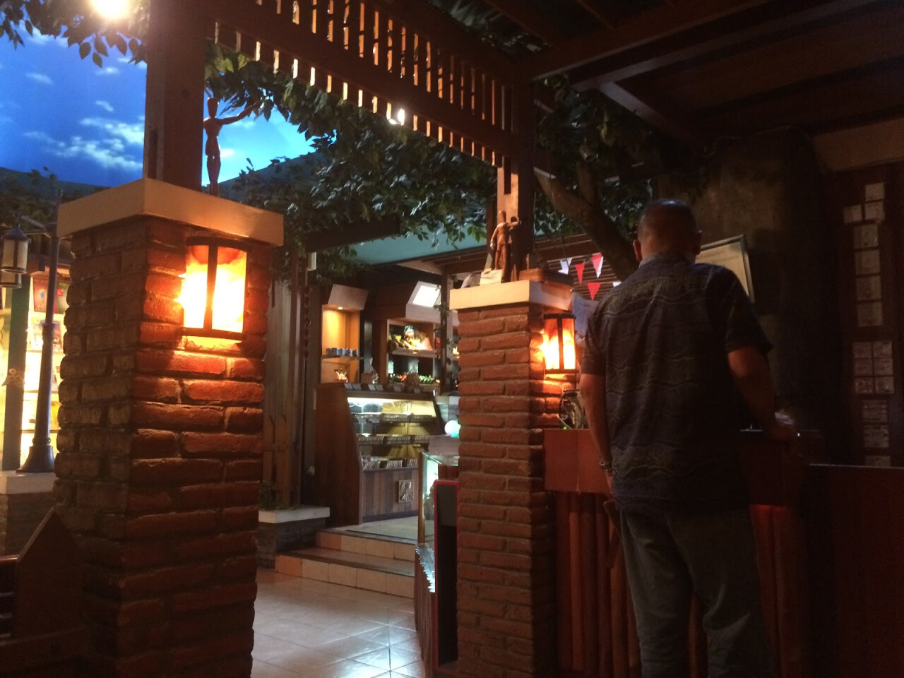 Delicio Bakery & Cafe