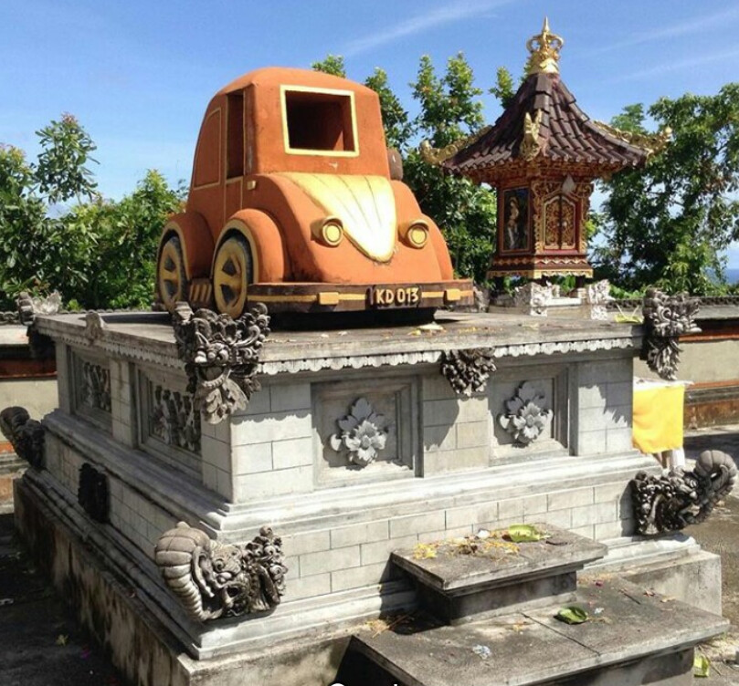 Храм Pura Paluang