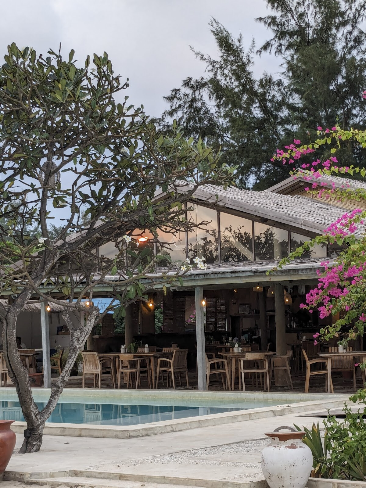 Café Gili Beach Bungalow
