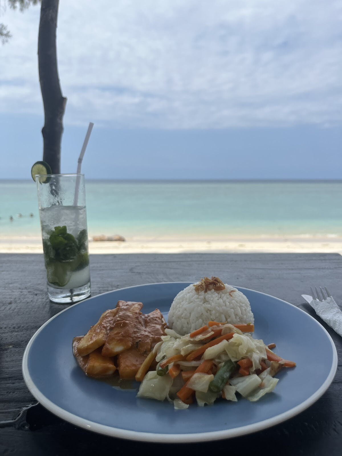 Easy Warung & Bar
