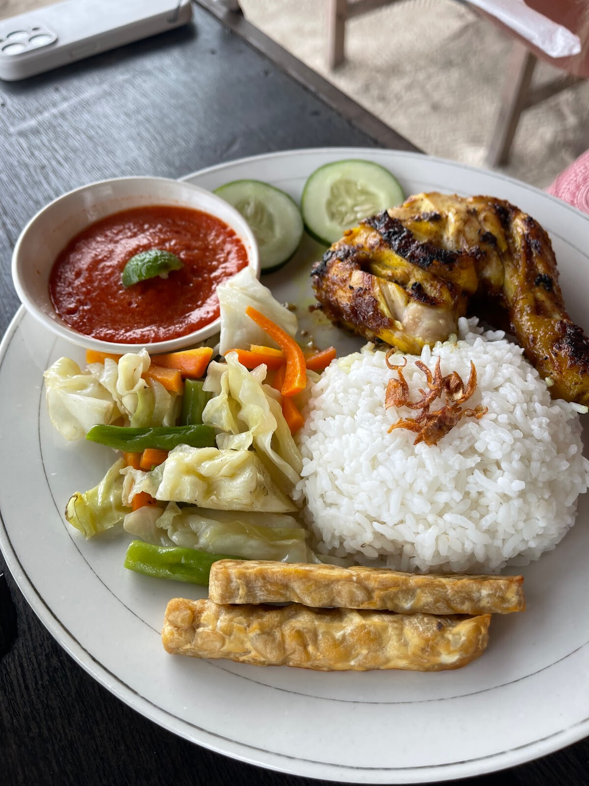Easy Warung & Bar