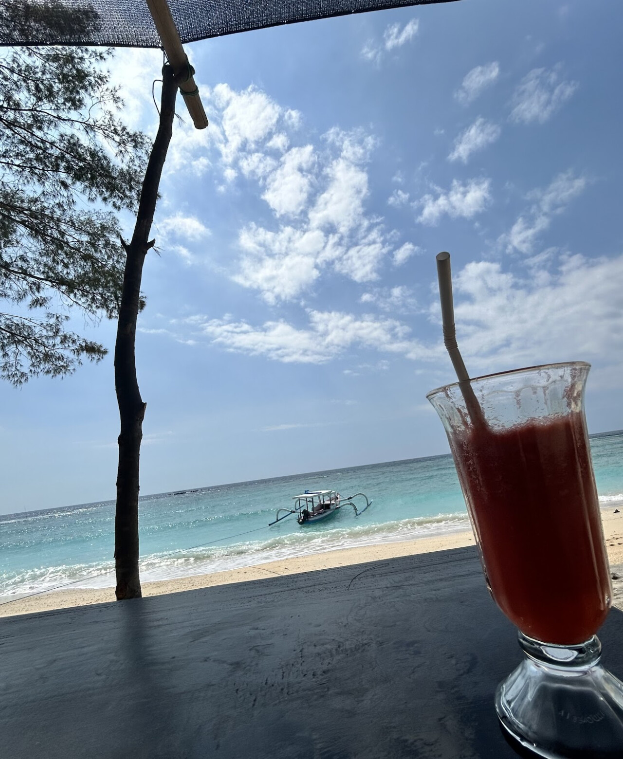 Easy Warung & Bar
