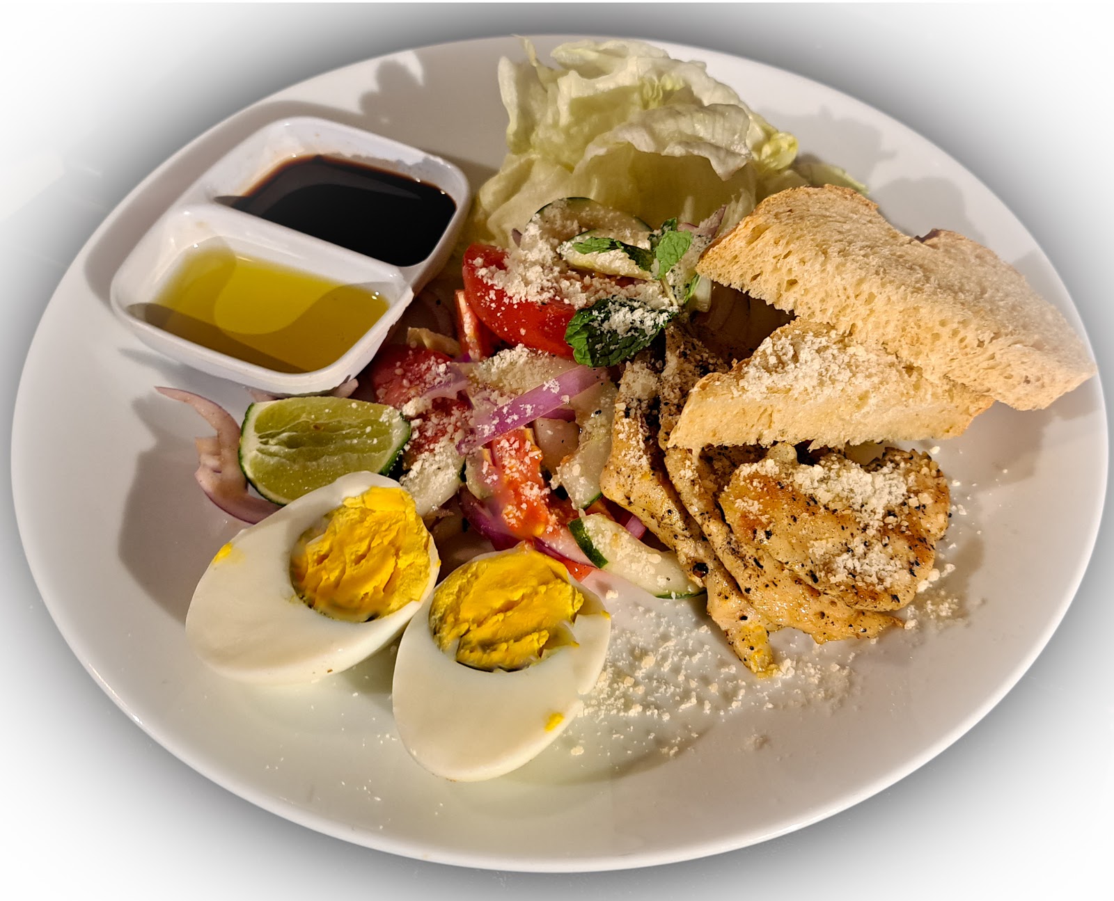 Adeng-Adeng Beach Restaurant and Bar