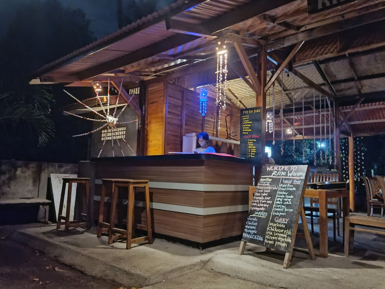 Rina Warung