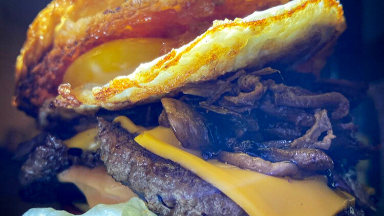 Oribinal Burger (by Ketumbar Studio)