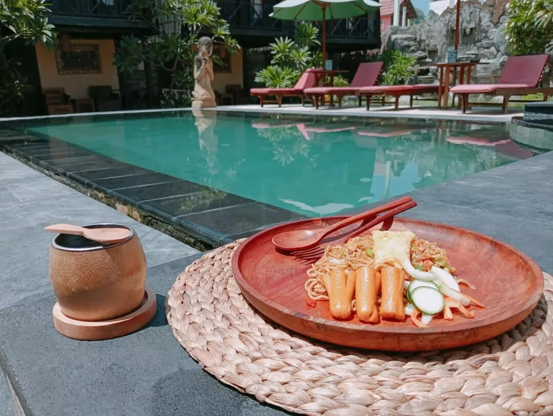 WOOD CAFE food and beverages