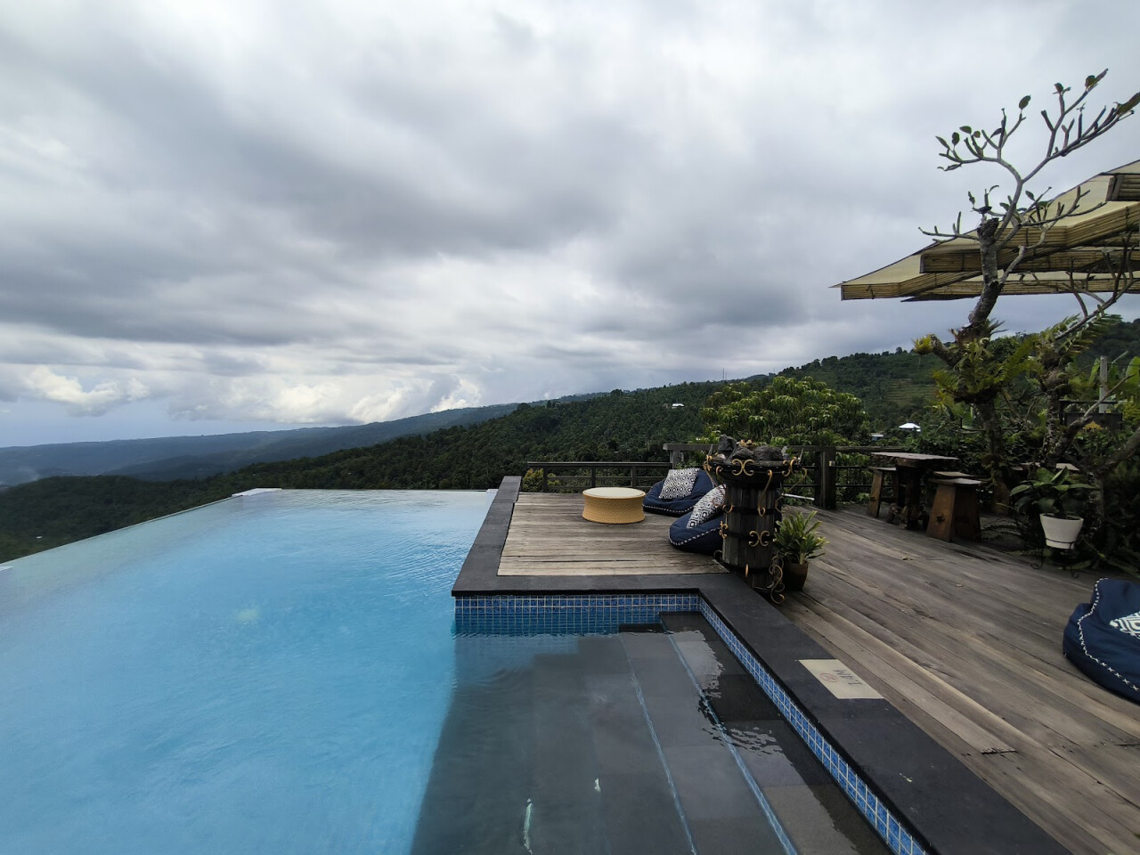 Kaki Langit Restaurant, Bar & Wedding Venue
