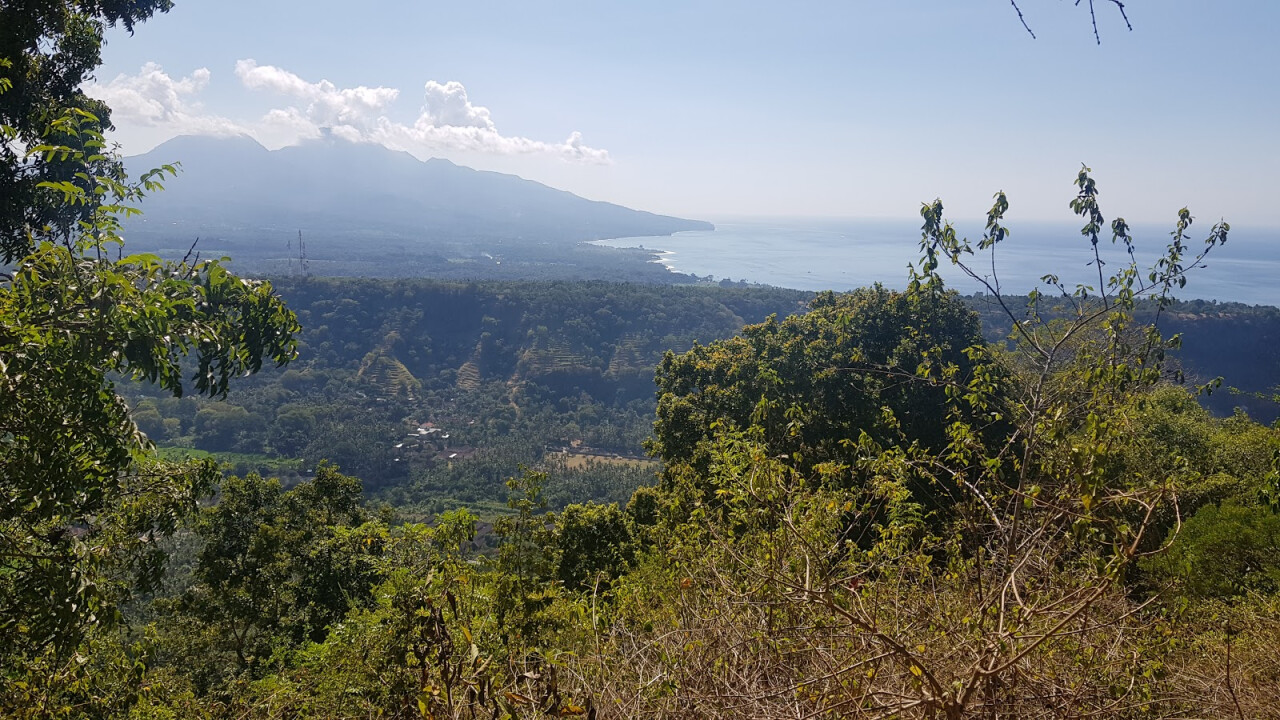 Храм Pura Gumang