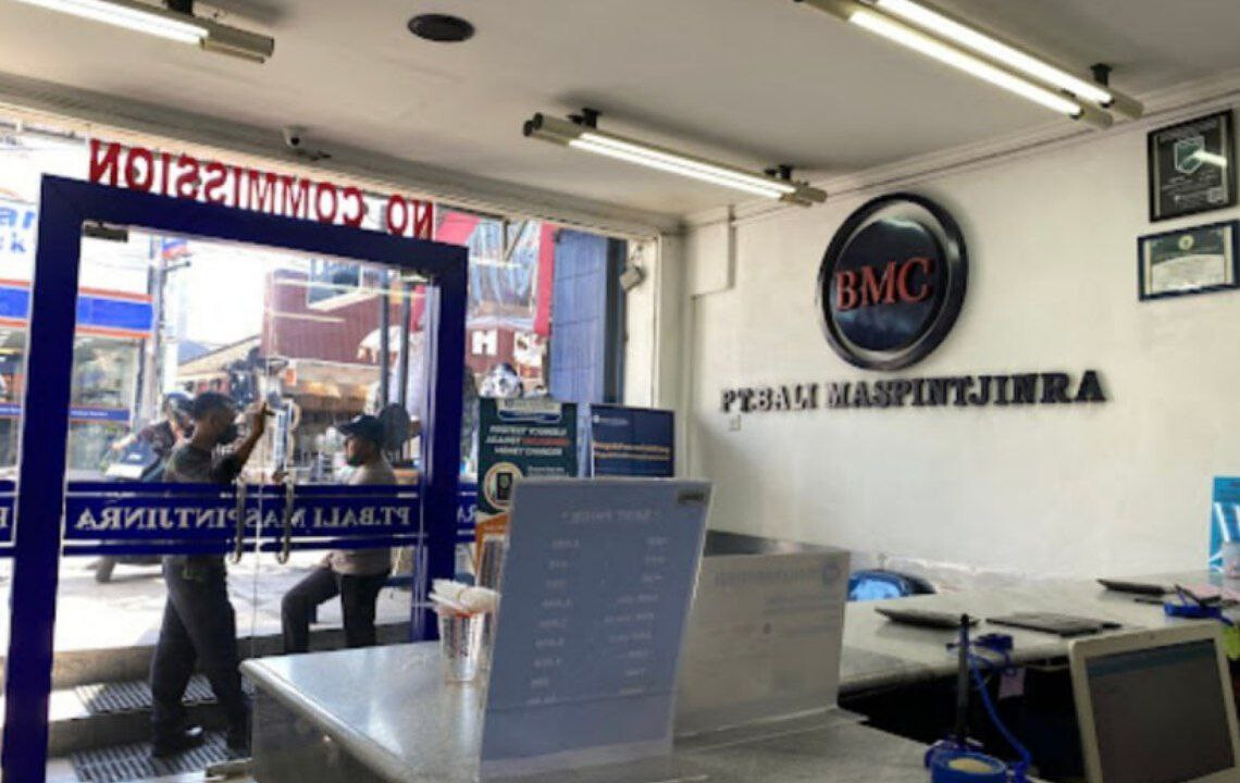 Обменник БМС Семиньяк (BMC Seminyak)