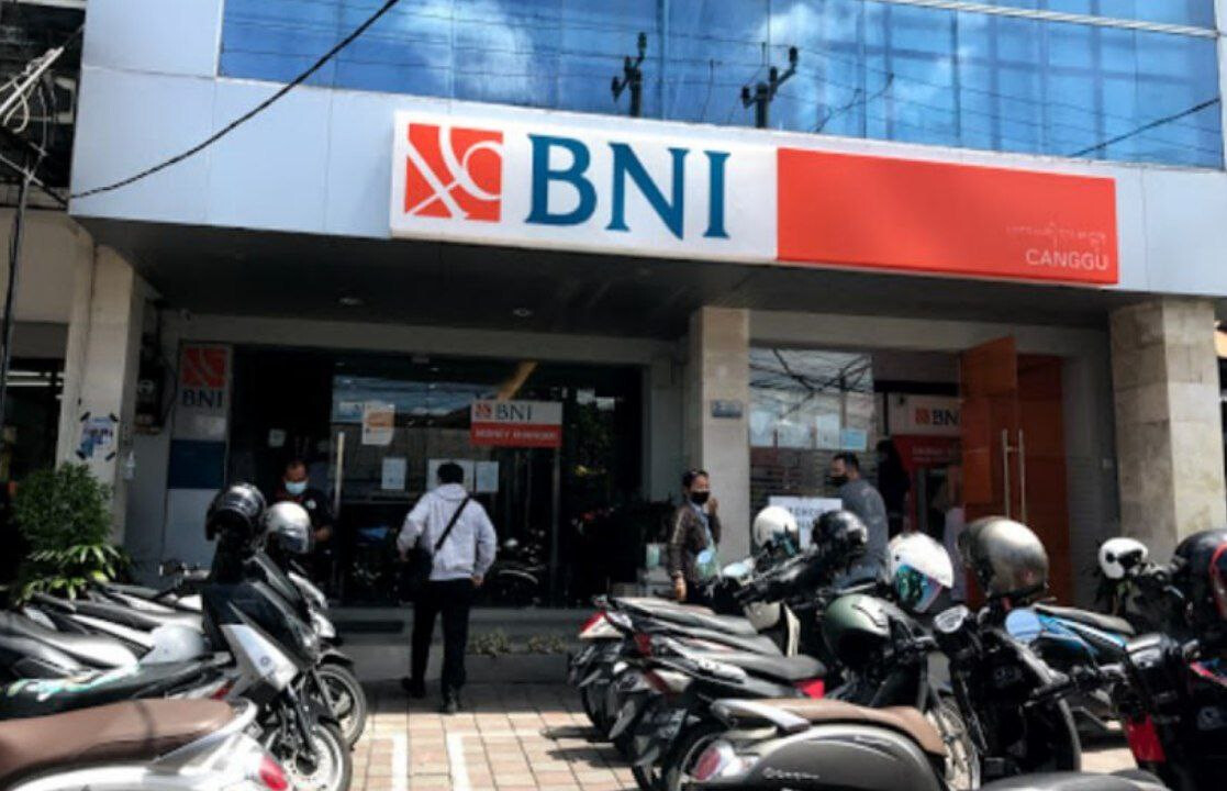 Банкомат BNI в отделении банка