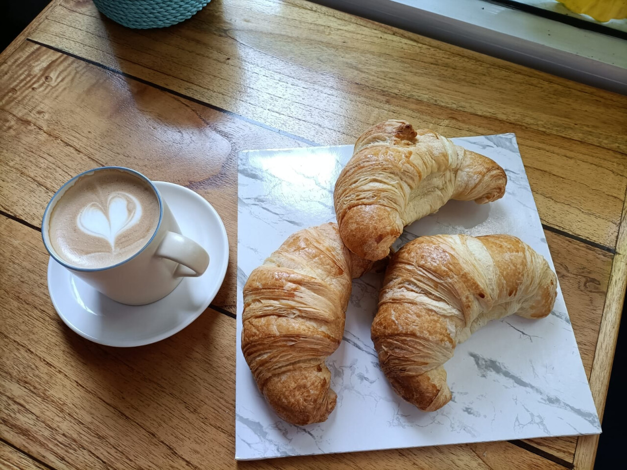 Cafe Leo