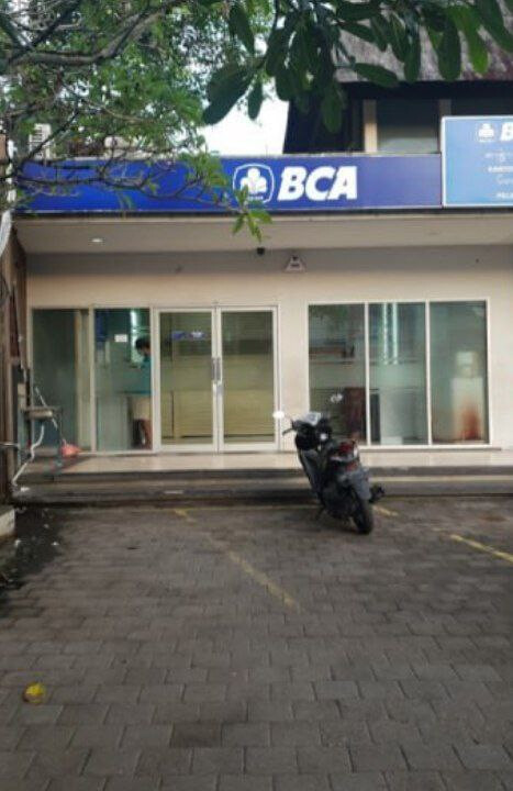 Отделение банка BCA (Kantor Kas BCA Pecatu)