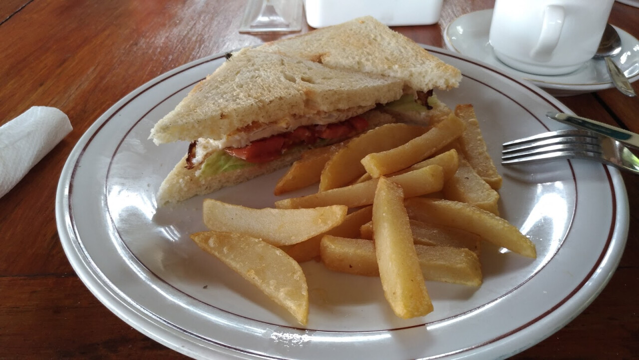Astina Resto
