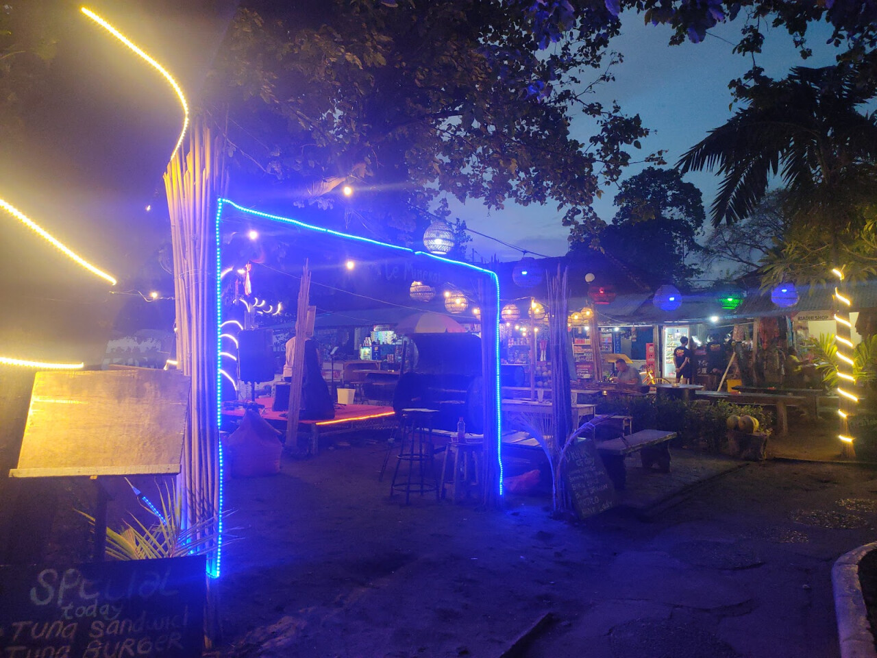 Warung Le Minerale