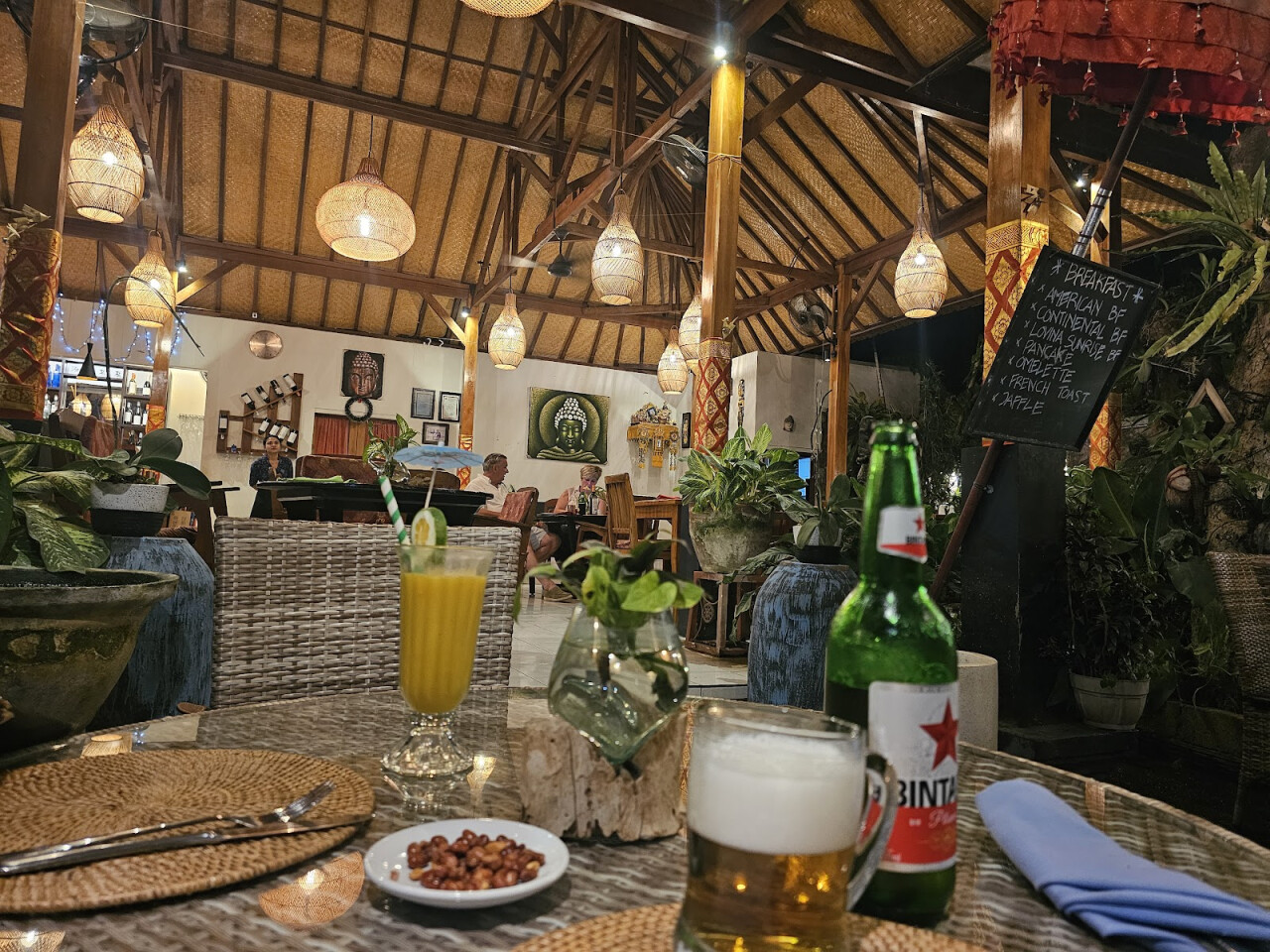 Semina Restaurant