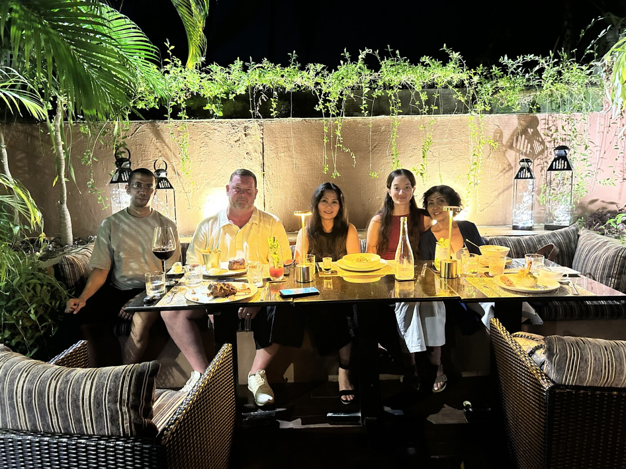 The 10th Table
