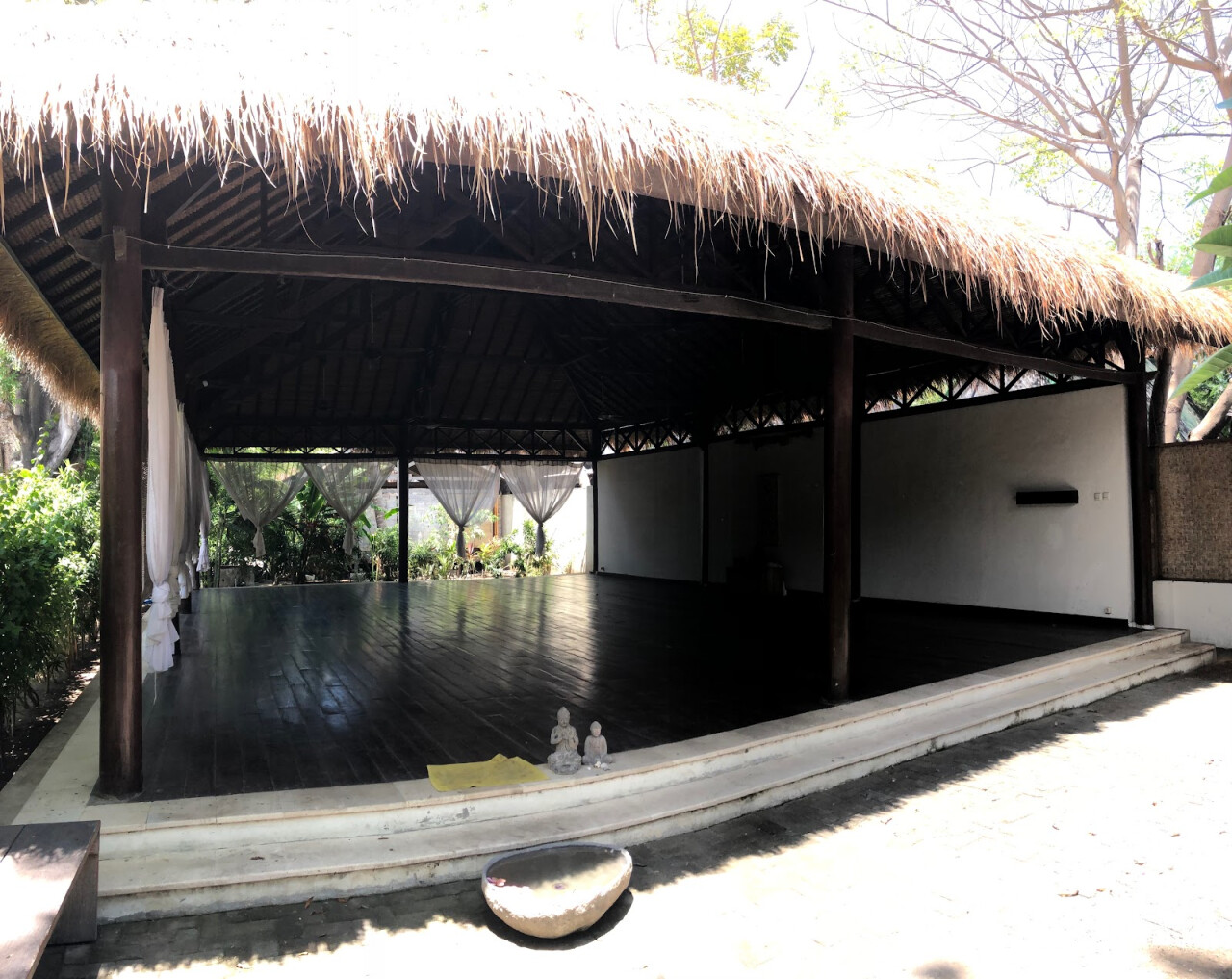 Студия йоги Gili Yoga