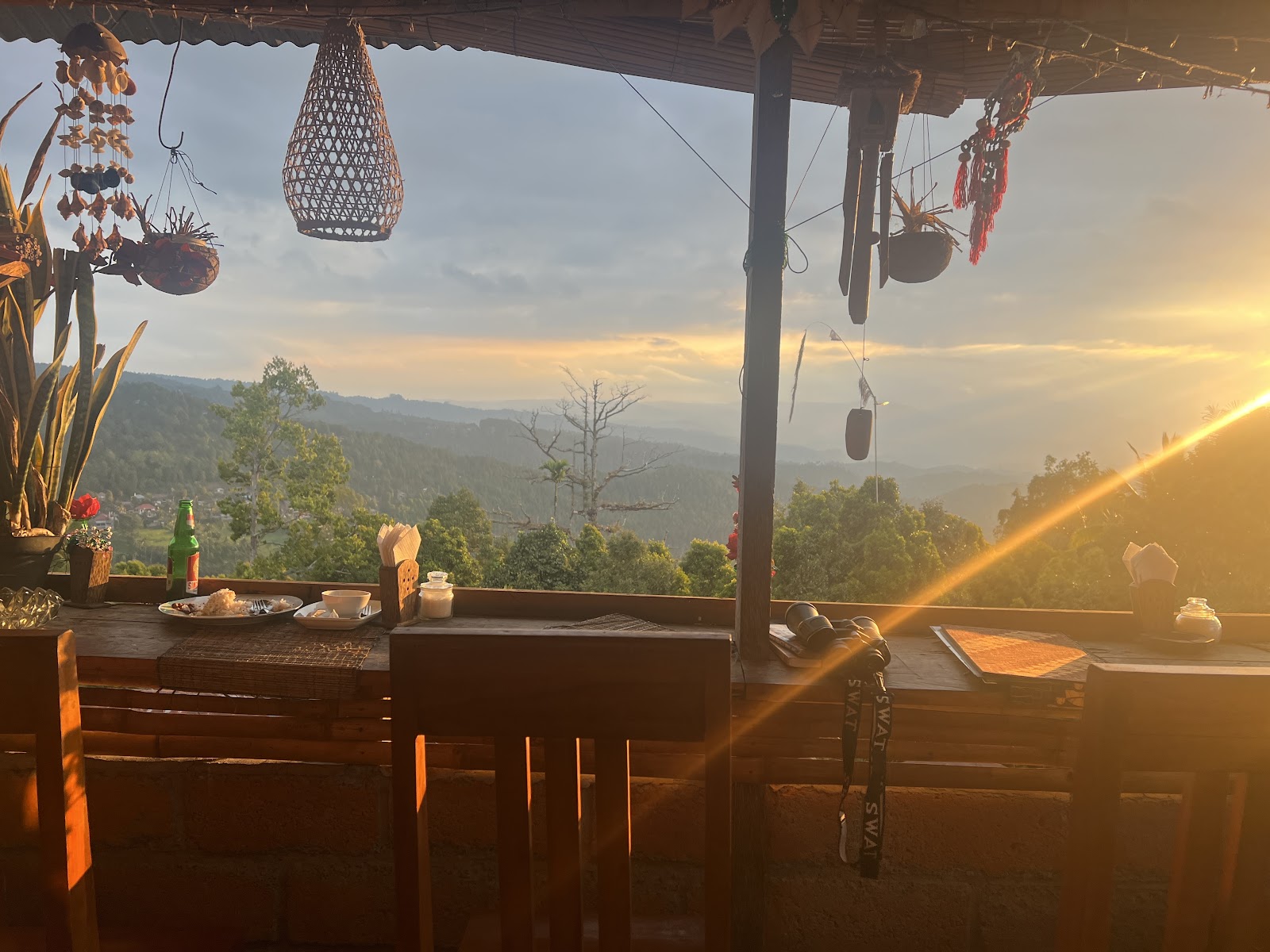 Warung Enjoy Cafe 2 Munduk