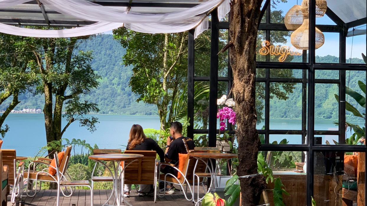 Hot Sugar Cafe at Bedugul Hills