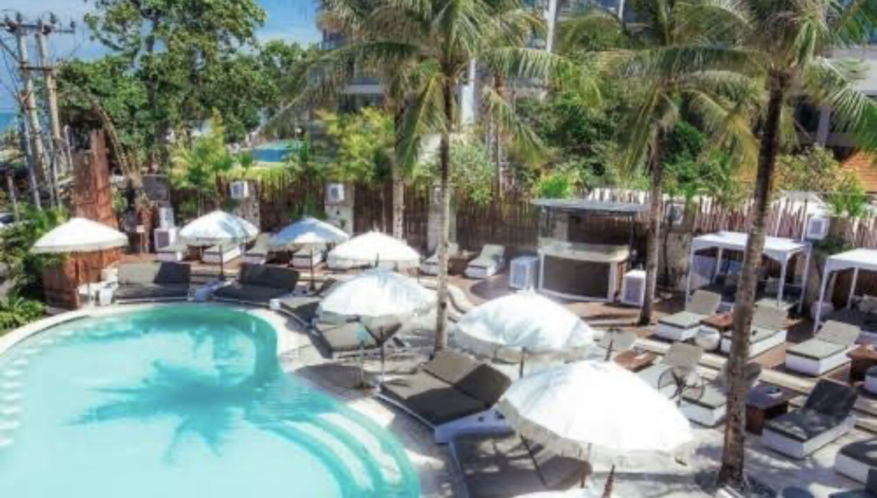 Cocoon Beach Club