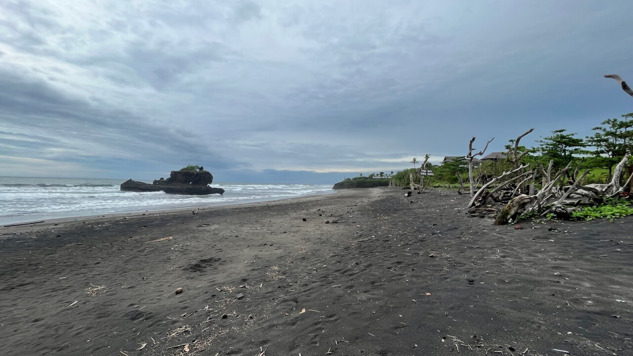 Пляж Pantai Yeh Gangga
