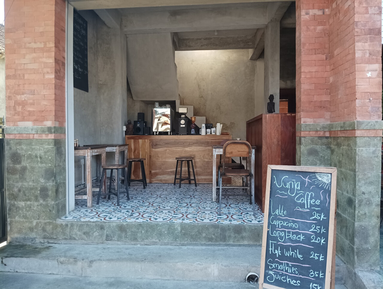 Vunja Coffee