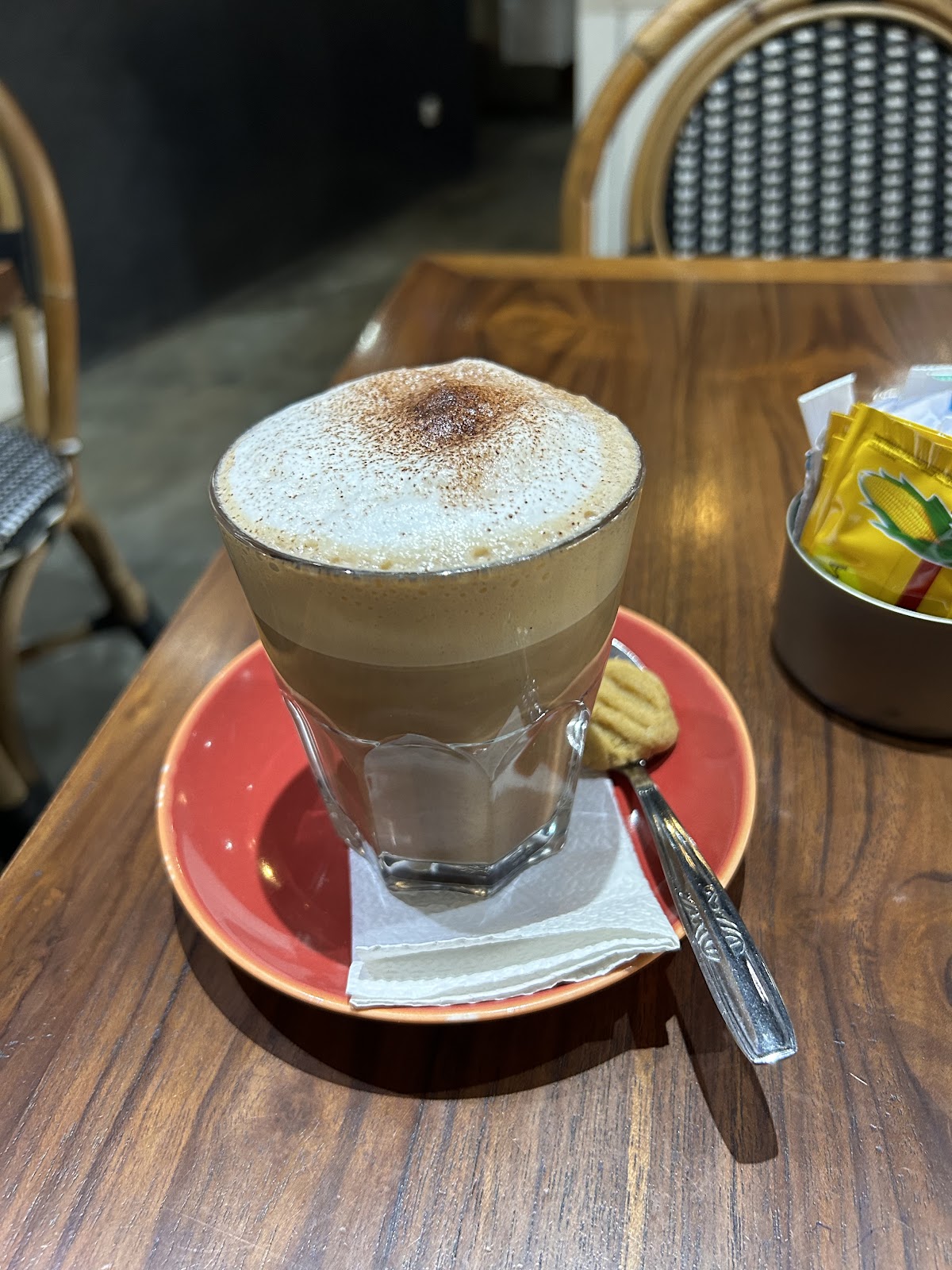 Loaf Candidasa Cafe