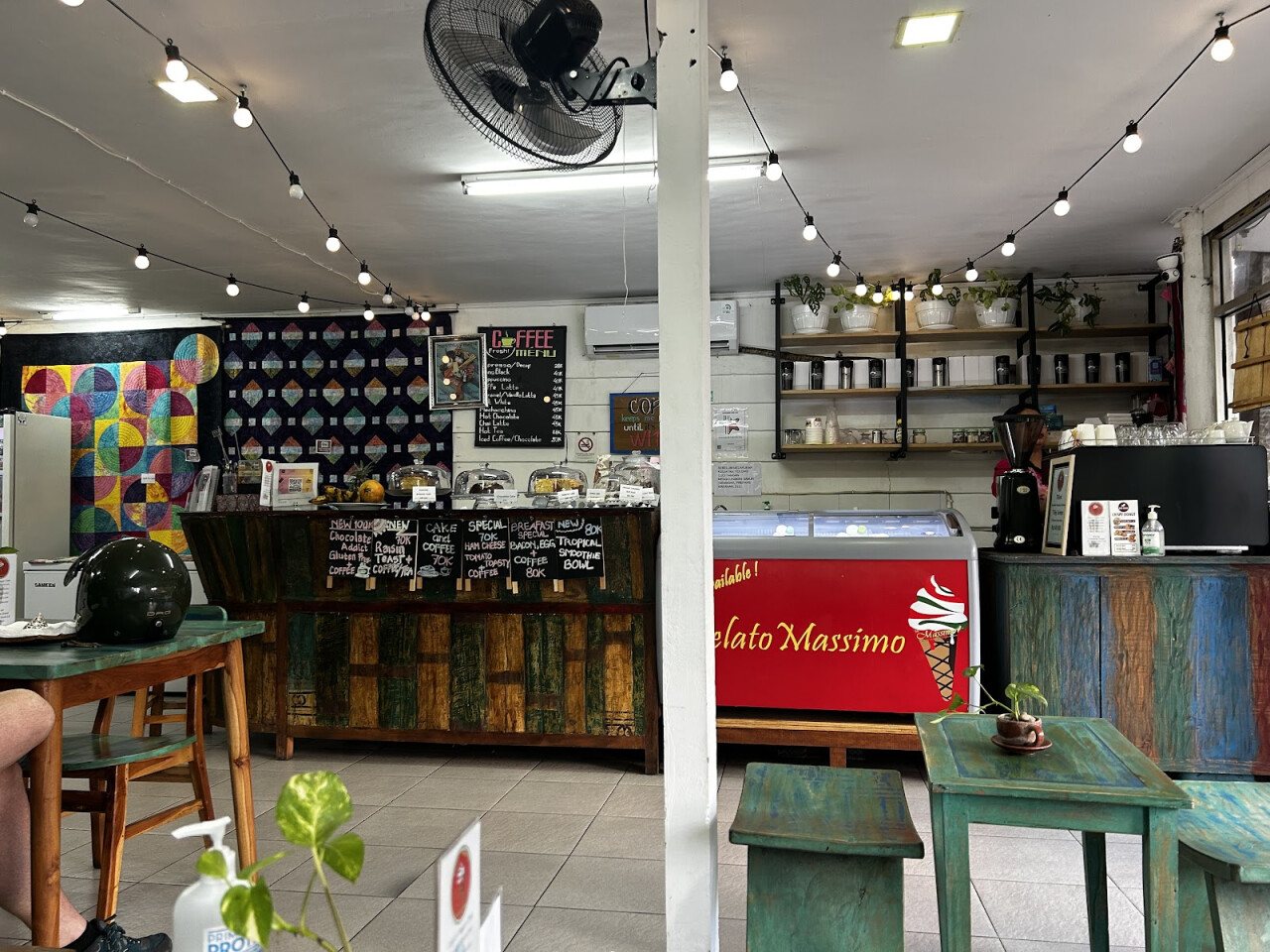 Wacky Jacky's Bali & WJ's Coffee Shop