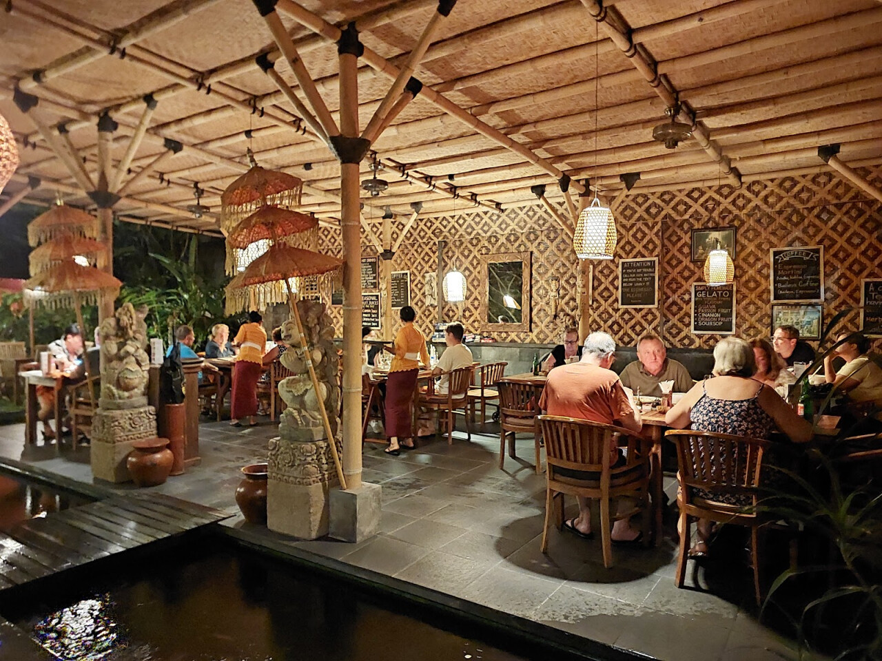 Warung Lu Putu