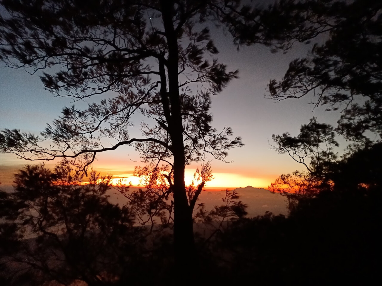 Gunung Abang