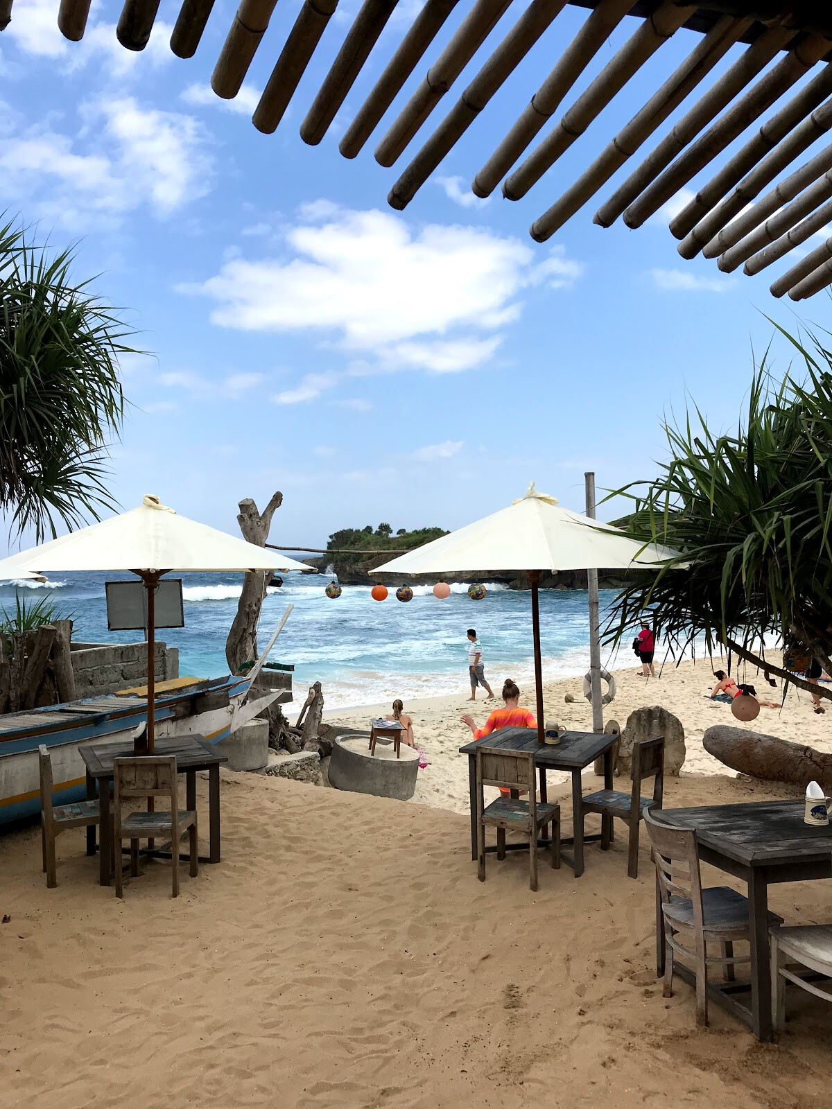 D'Byas Dream Beach Club And Villa