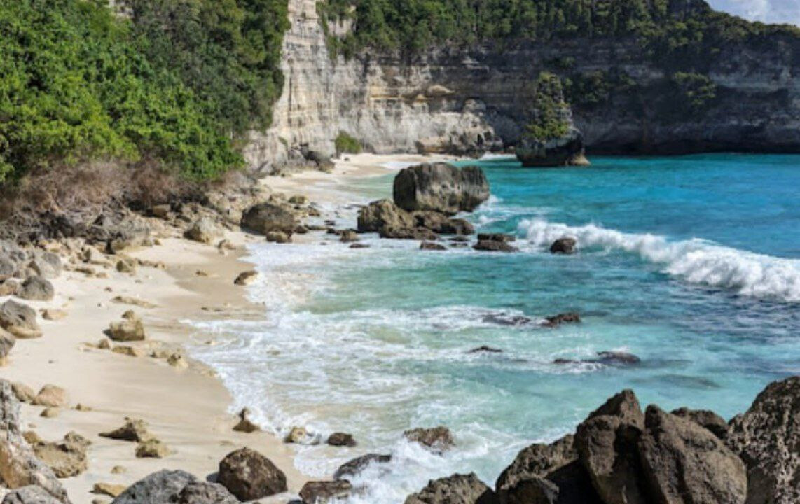 Suwehan Beach