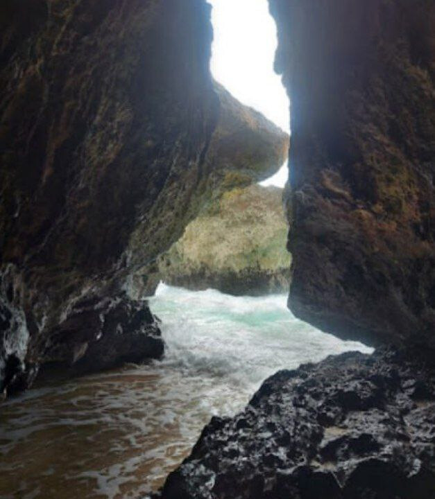 Suluban Beach