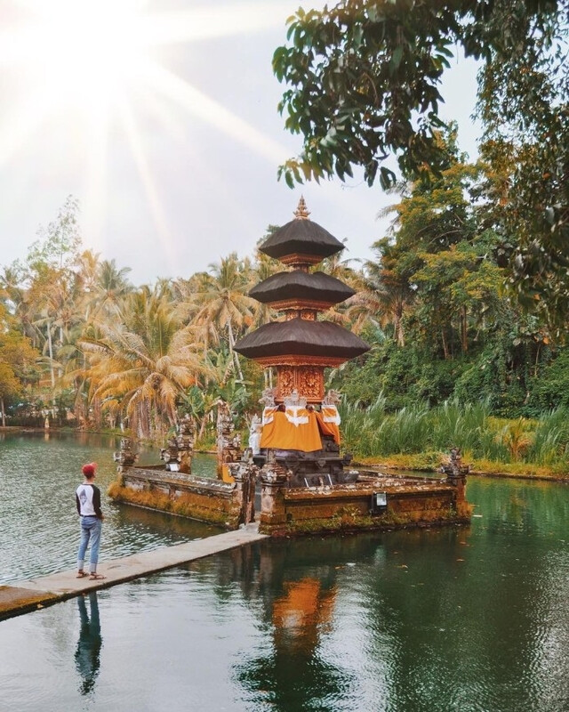 Храм Taman Mumbul Sangeh