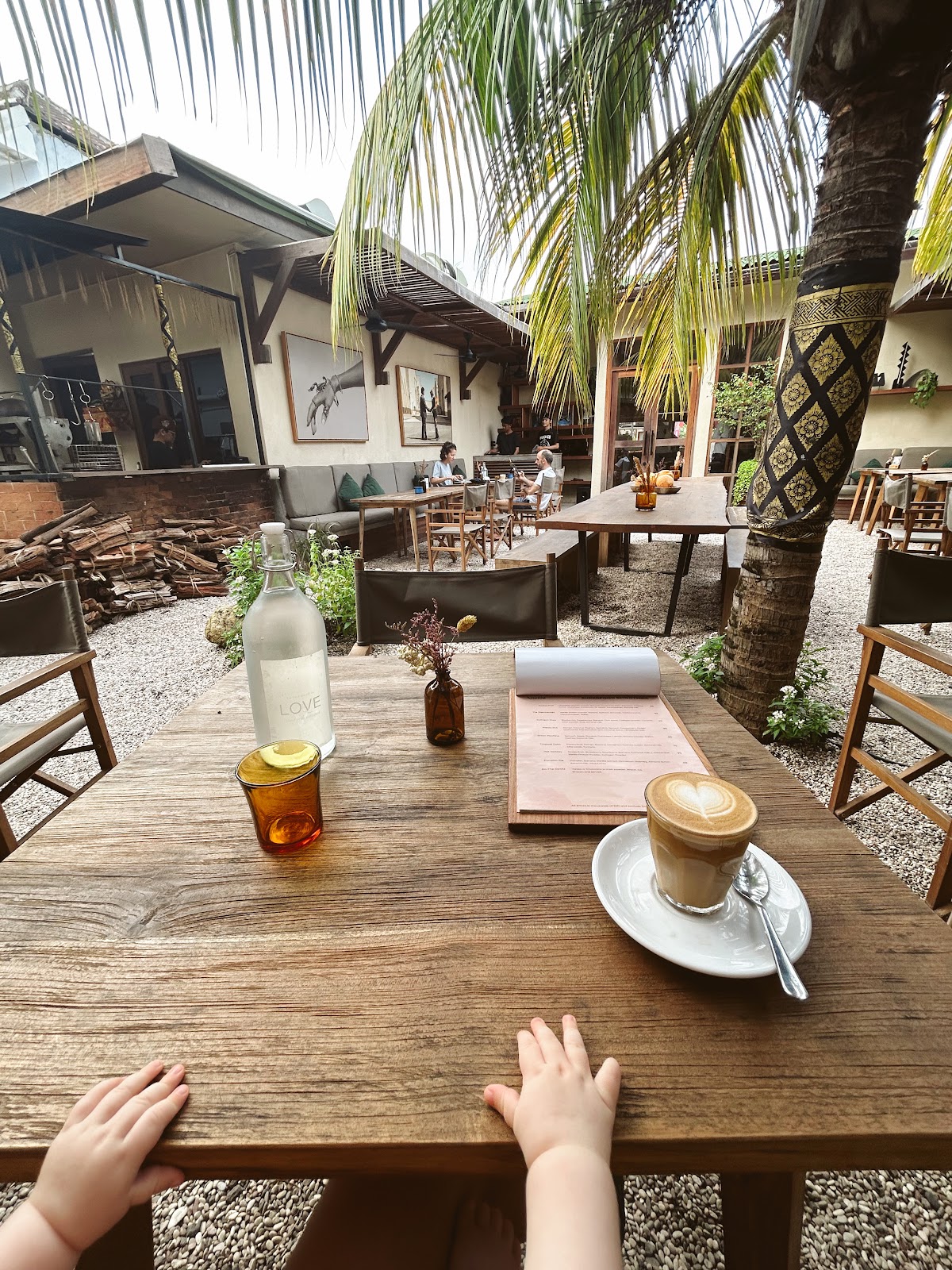 Analog Uluwatu | Cafe | Bar | Bistro