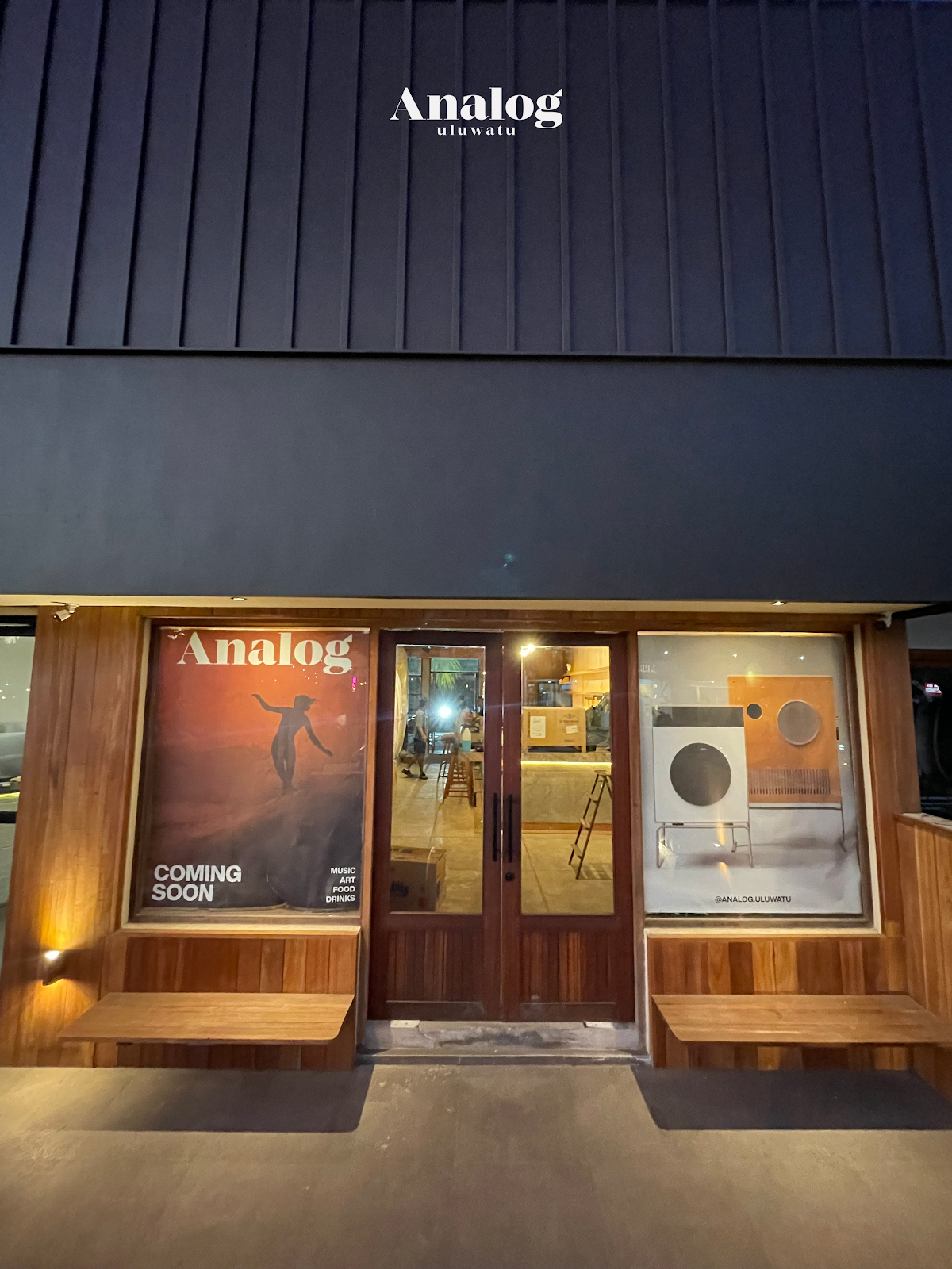 Analog Uluwatu | Cafe | Bar | Bistro