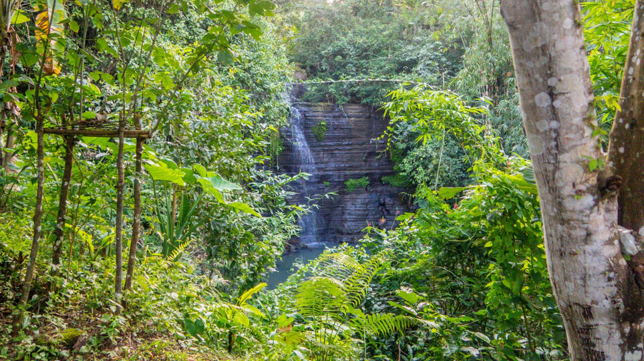 Водопад Air Terjun Grojogan Yehembang Kauh