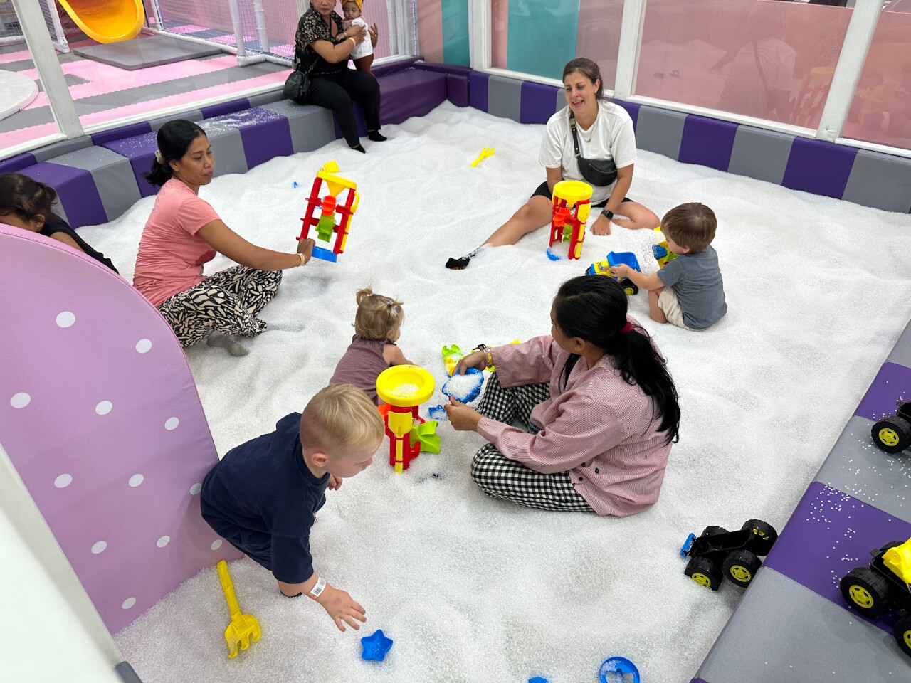 Kidzlandia Living World Denpasar