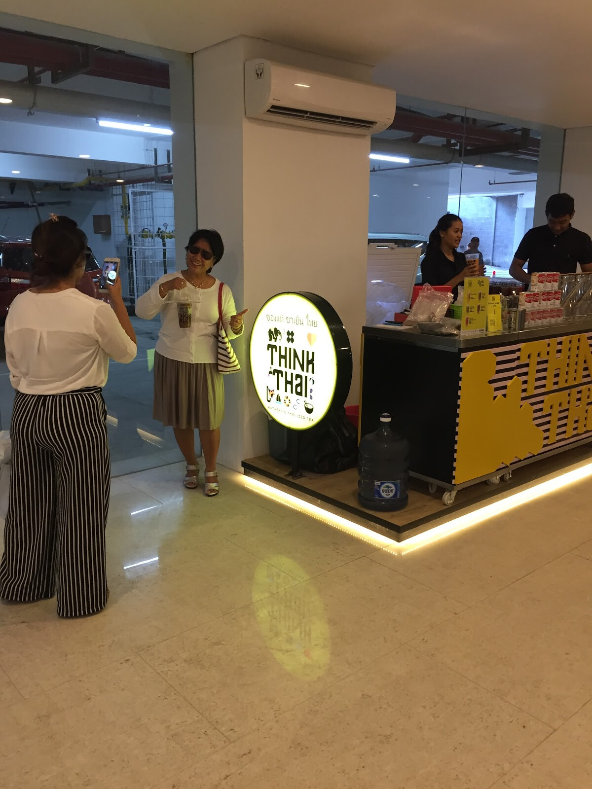 Think Thai Plaza Renon Bali, Sidewalk Jimbaran