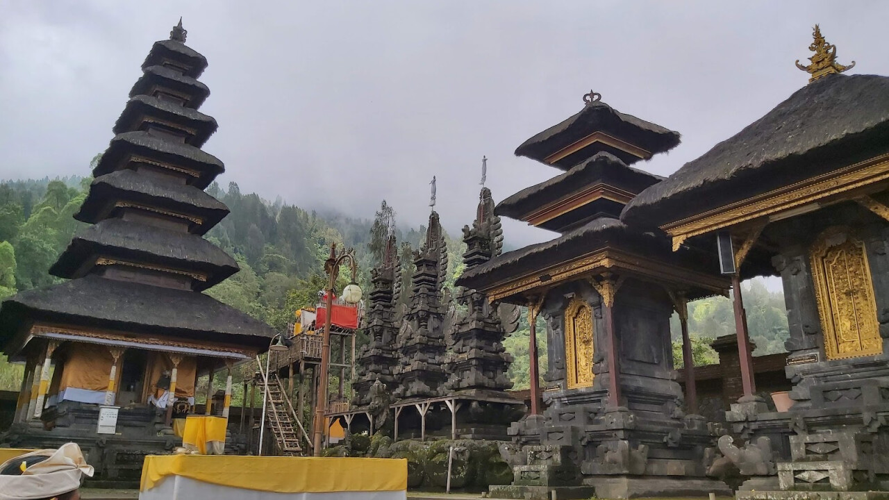 Храм Pura Pasar Agung Sebudi
