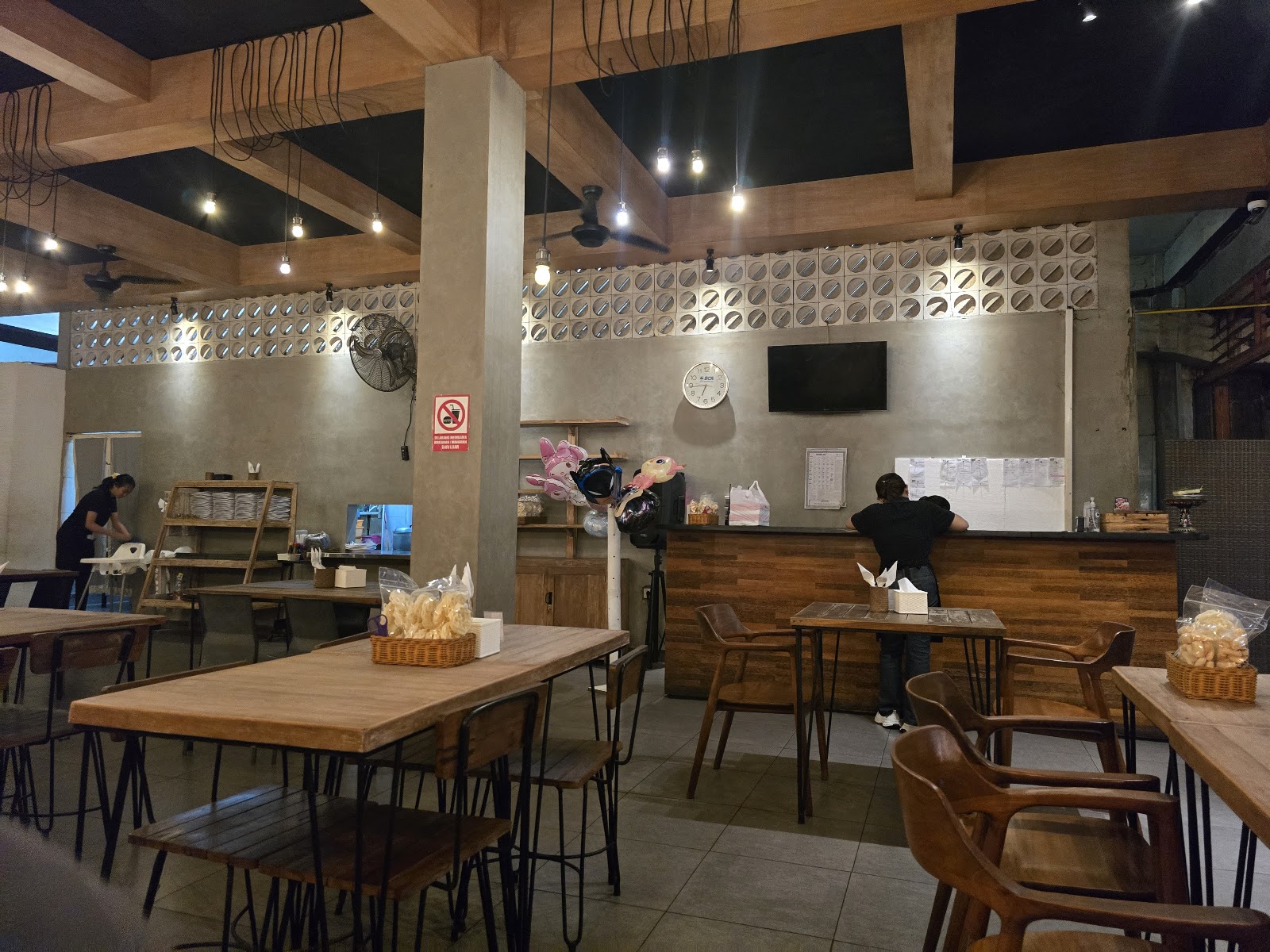 Gurih Gurih Seafood Bali
