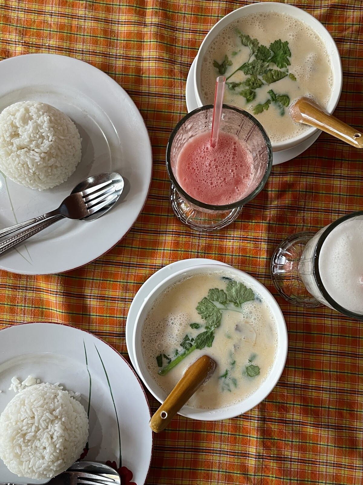 Warung Tom Kah