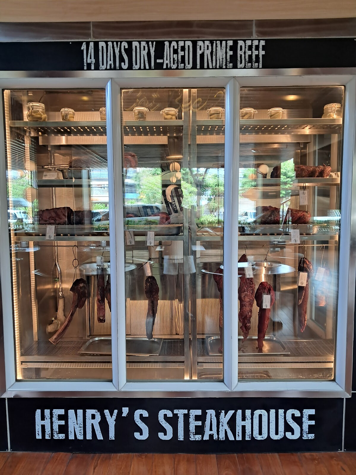 Henry’s Steakhouse