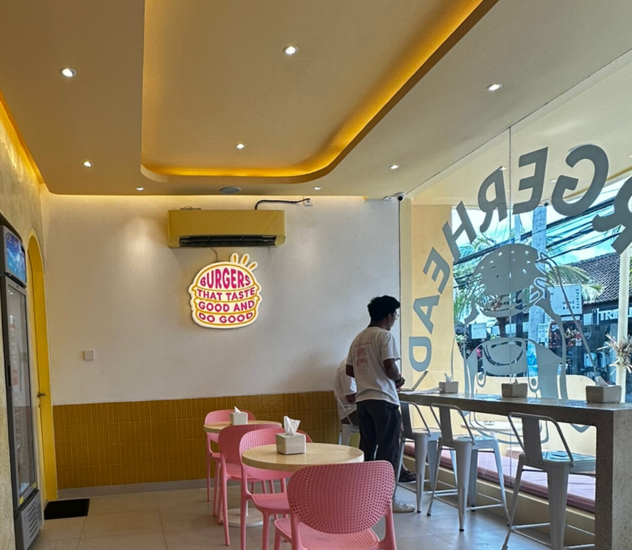 Burger Head Bali