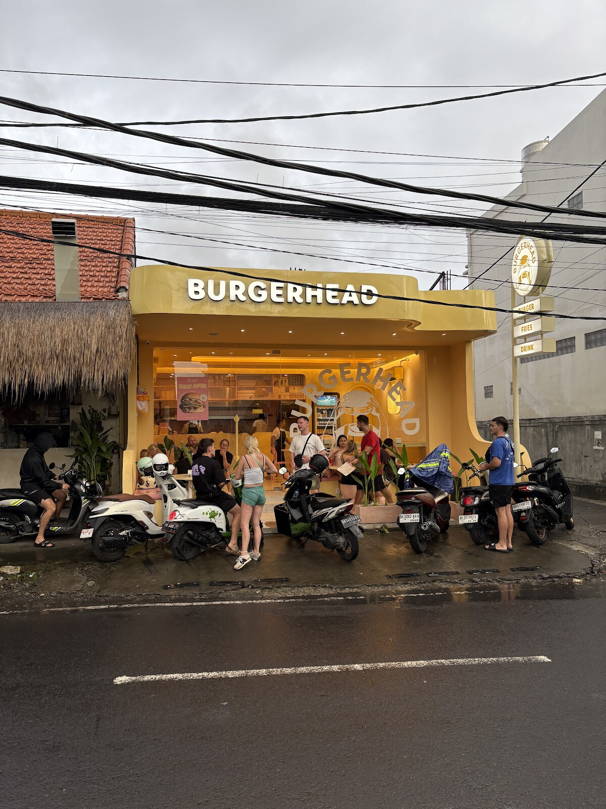 Burger Head Bali