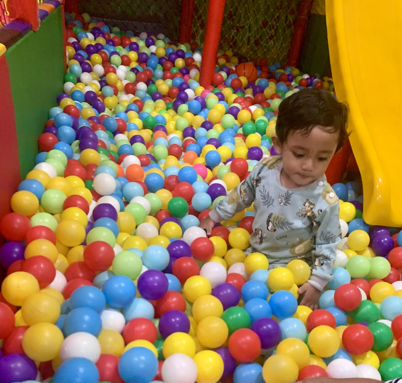 Pimpimpow Playground And Cafe