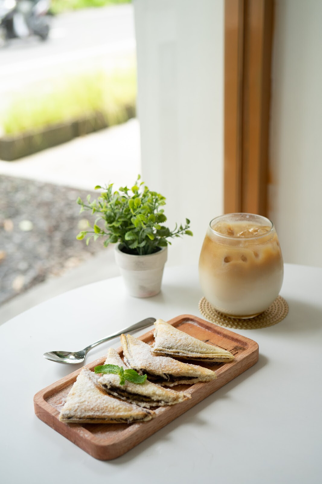 Ruang Santay Coffee & Tea