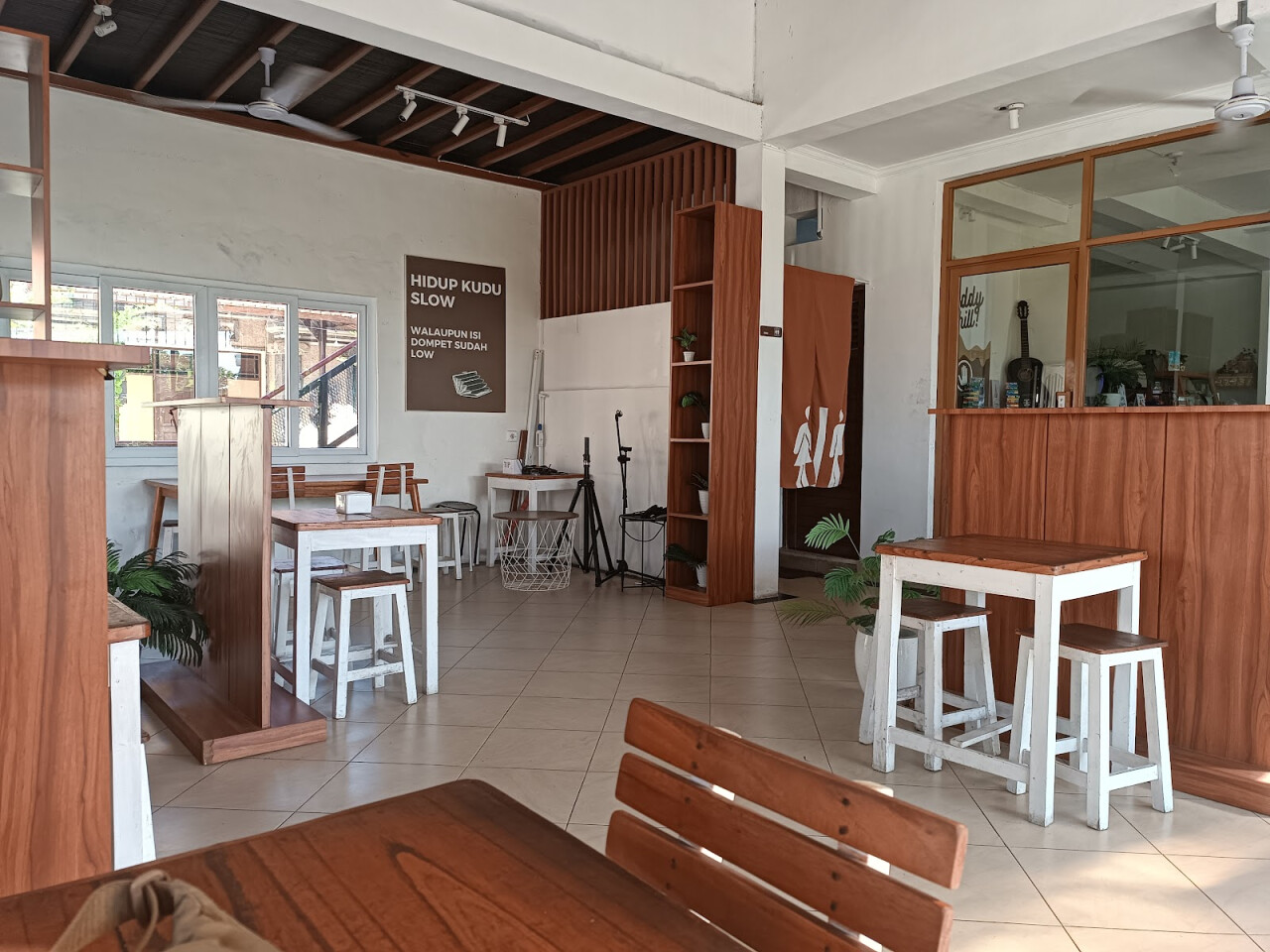 Ruang Santay Coffee & Tea