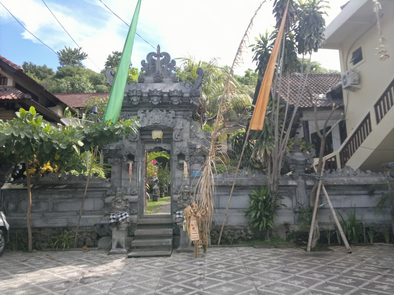 Cafe Divers Hotel